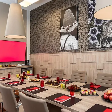 Leonardo Royal Hotel 4*