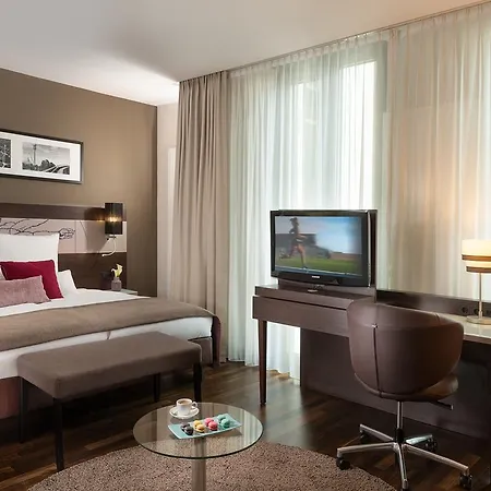 Hotel Leonardo Royal 4*