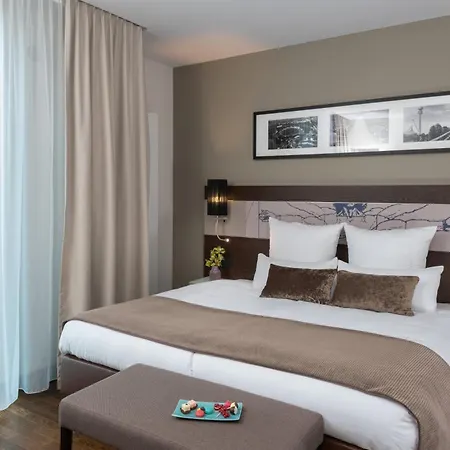 Hotel Leonardo Royal 4*
