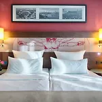 ホテル レオナルド ロイヤル 4*
