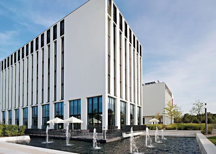 Hotel Leonardo Royal 4*