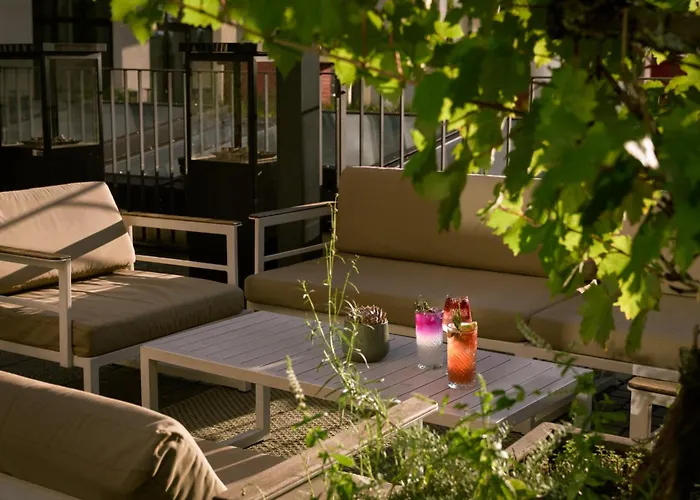 Leonardo Royal Hotel 4*