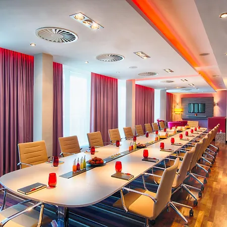 Leonardo Royal 4* Mnichov