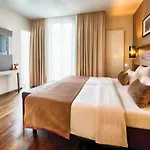 Leonardo Royal Hotel 4*
